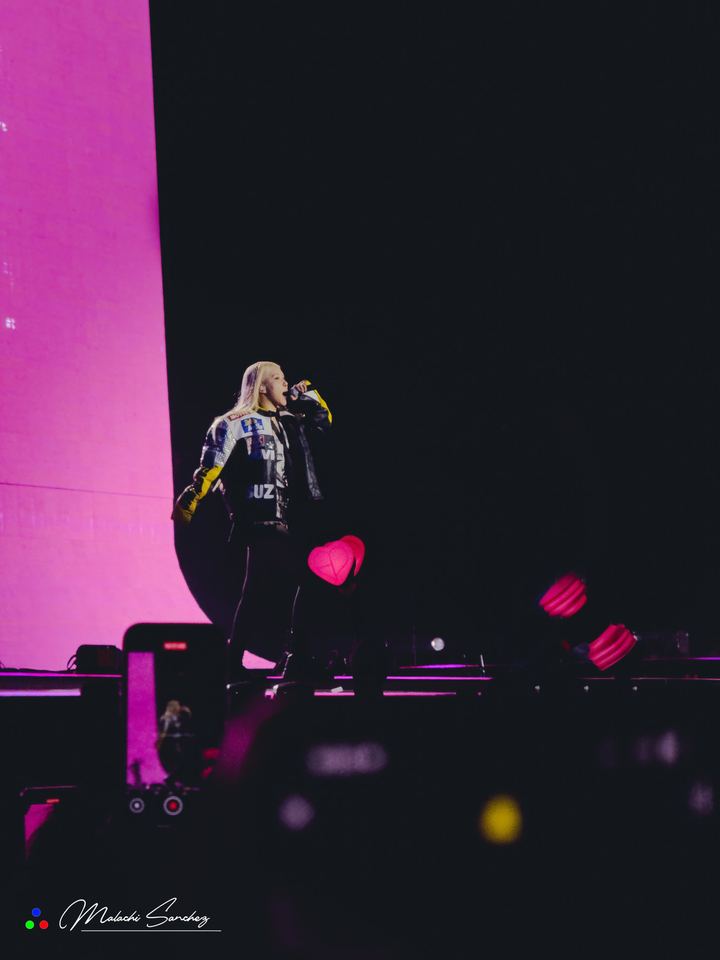 BLACKPINK live — photo by Malachi Sanchez