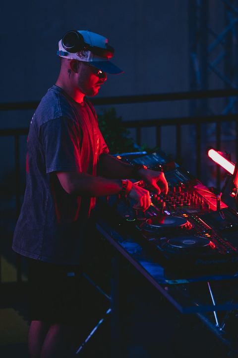 1st Street Block Party live — photo by Malachi Sanchez