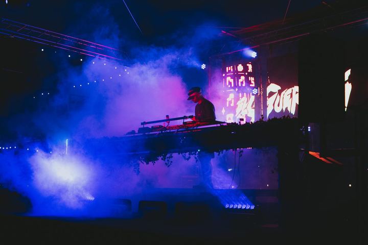 1st Street Block Party live — photo by Malachi Sanchez