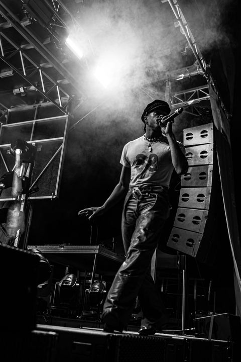 Duckwrth live — photo by Malachi Sanchez