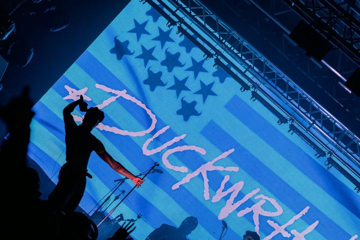 Duckwrth live — photo by Malachi Sanchez