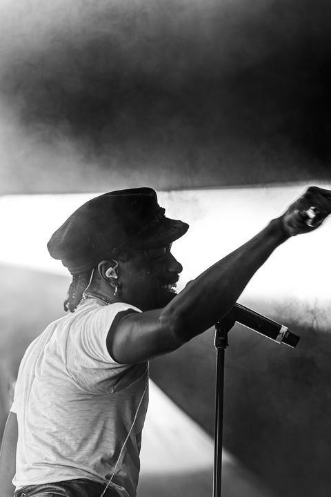 Duckwrth live — photo by Malachi Sanchez