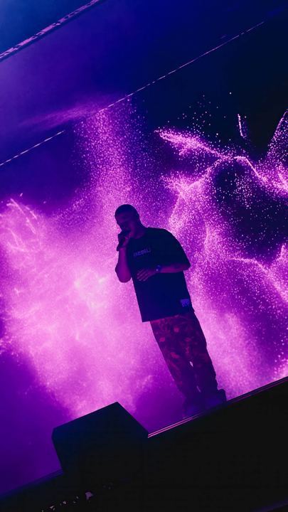Kid Cudi live — photo by Malachi Sanchez