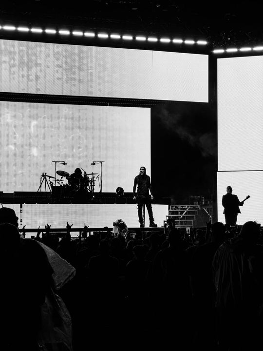 Motionless In White live — photo by Malachi Sanchez