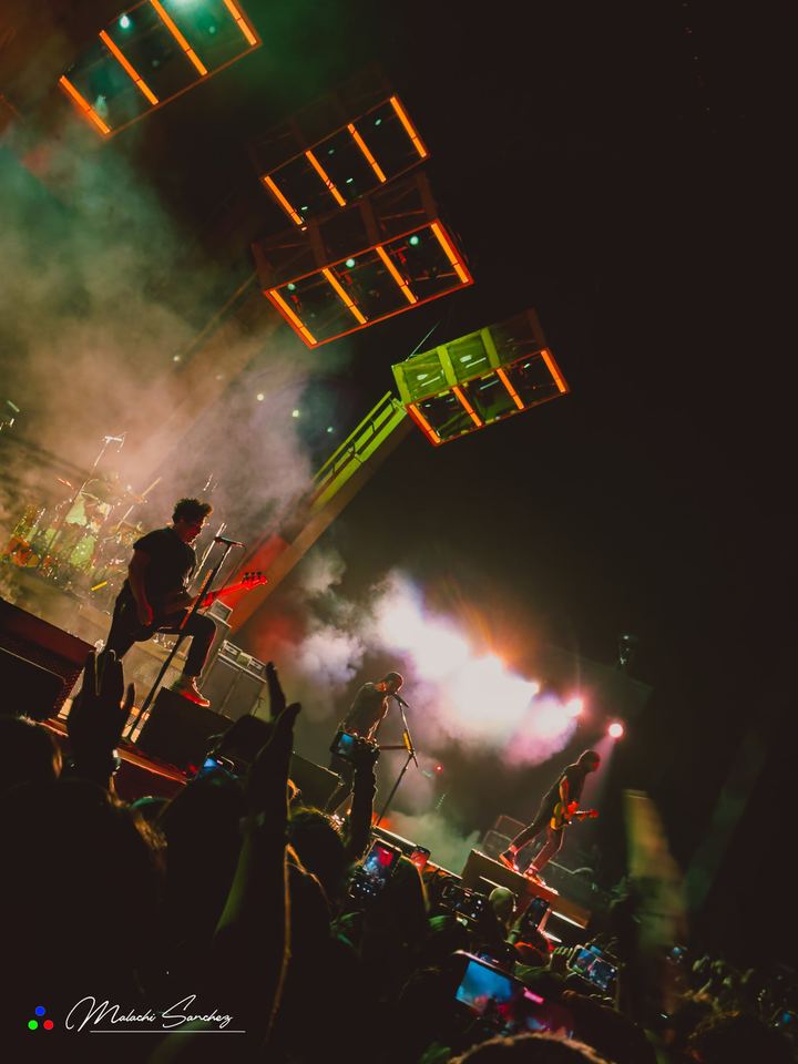 Pierce The Veil live — photo by Malachi Sanchez