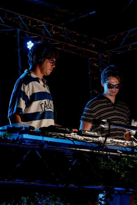 Shipwrek live — photo by Malachi Sanchez