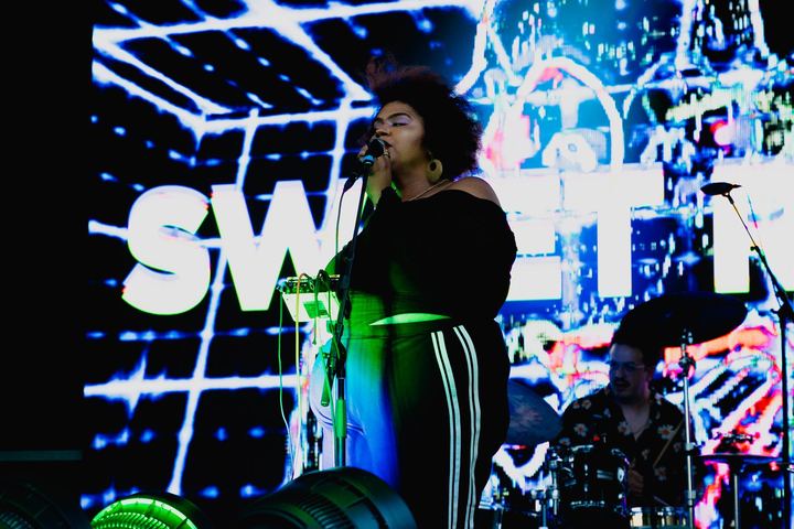 Sweet Roll live — photo by Malachi Sanchez