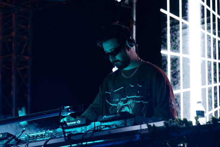 Welker live — photo by Malachi Sanchez