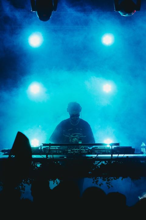 Welker live — photo by Malachi Sanchez