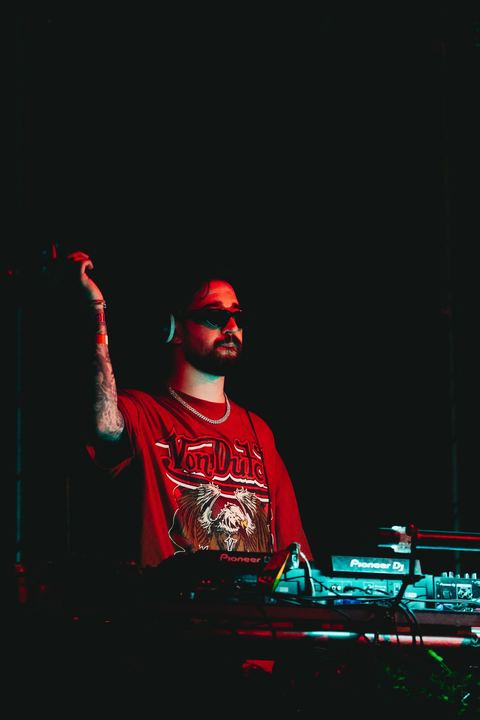Welker live — photo by Malachi Sanchez