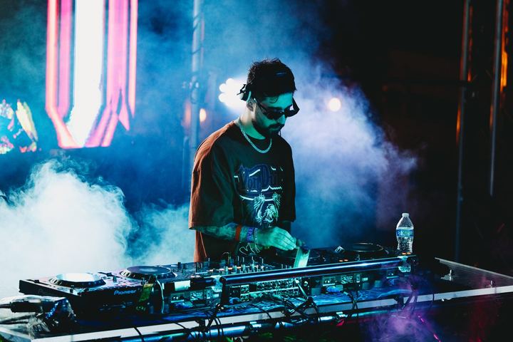 Welker live — photo by Malachi Sanchez