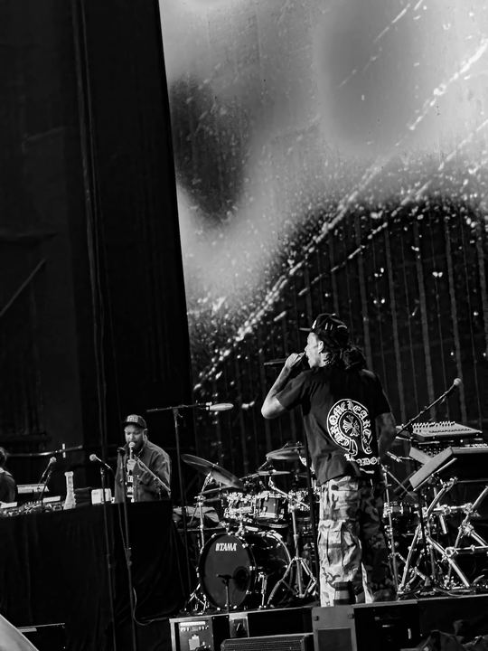 Wiz Khalifa & MGK live — photo by Malachi Sanchez