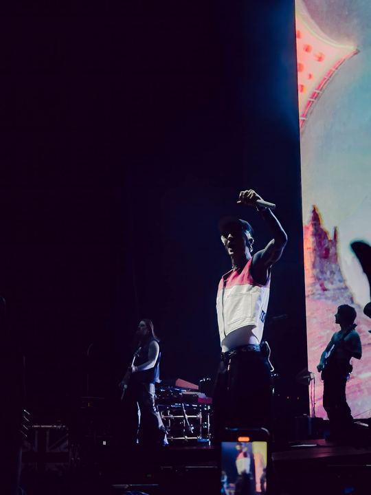 Wiz Khalifa & MGK live — photo by Malachi Sanchez